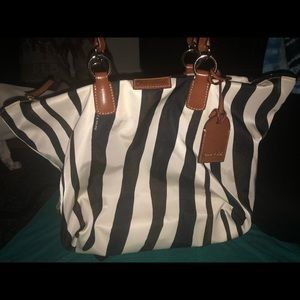 Dooney & Bourke purse, red on inside with brown!!